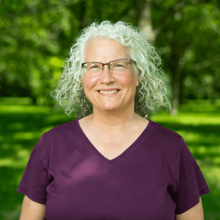 Headshot Deborah Neher