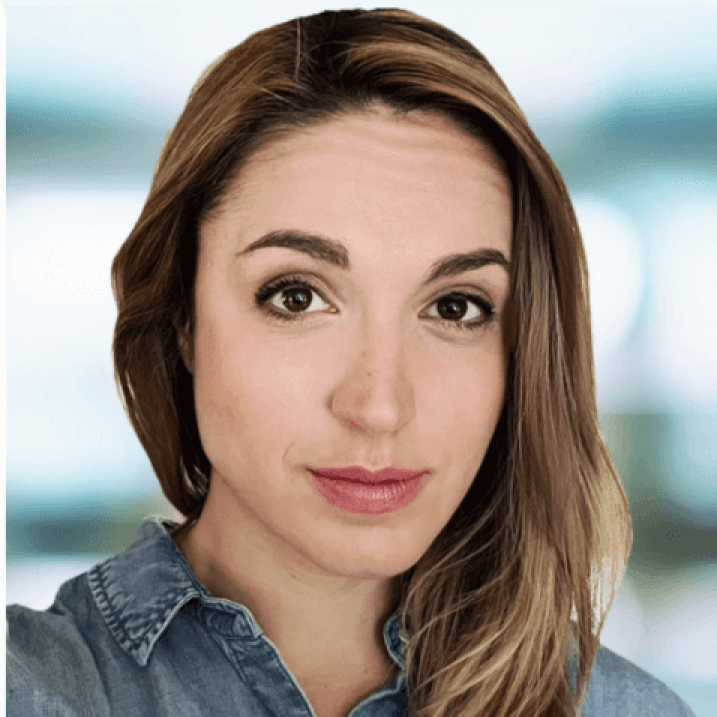 Headshot of the researcher with a blurred background