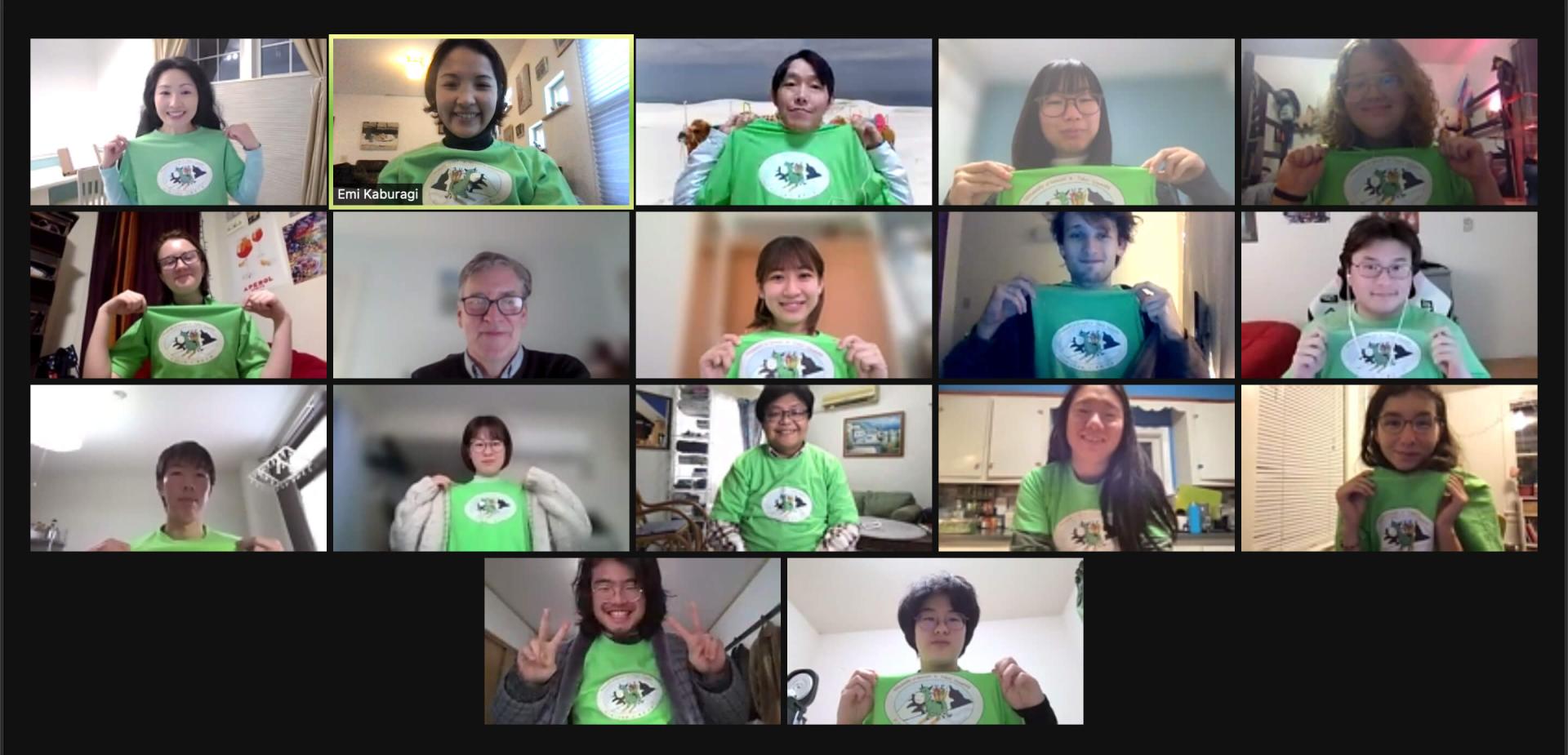 Group of people in zoom meeting