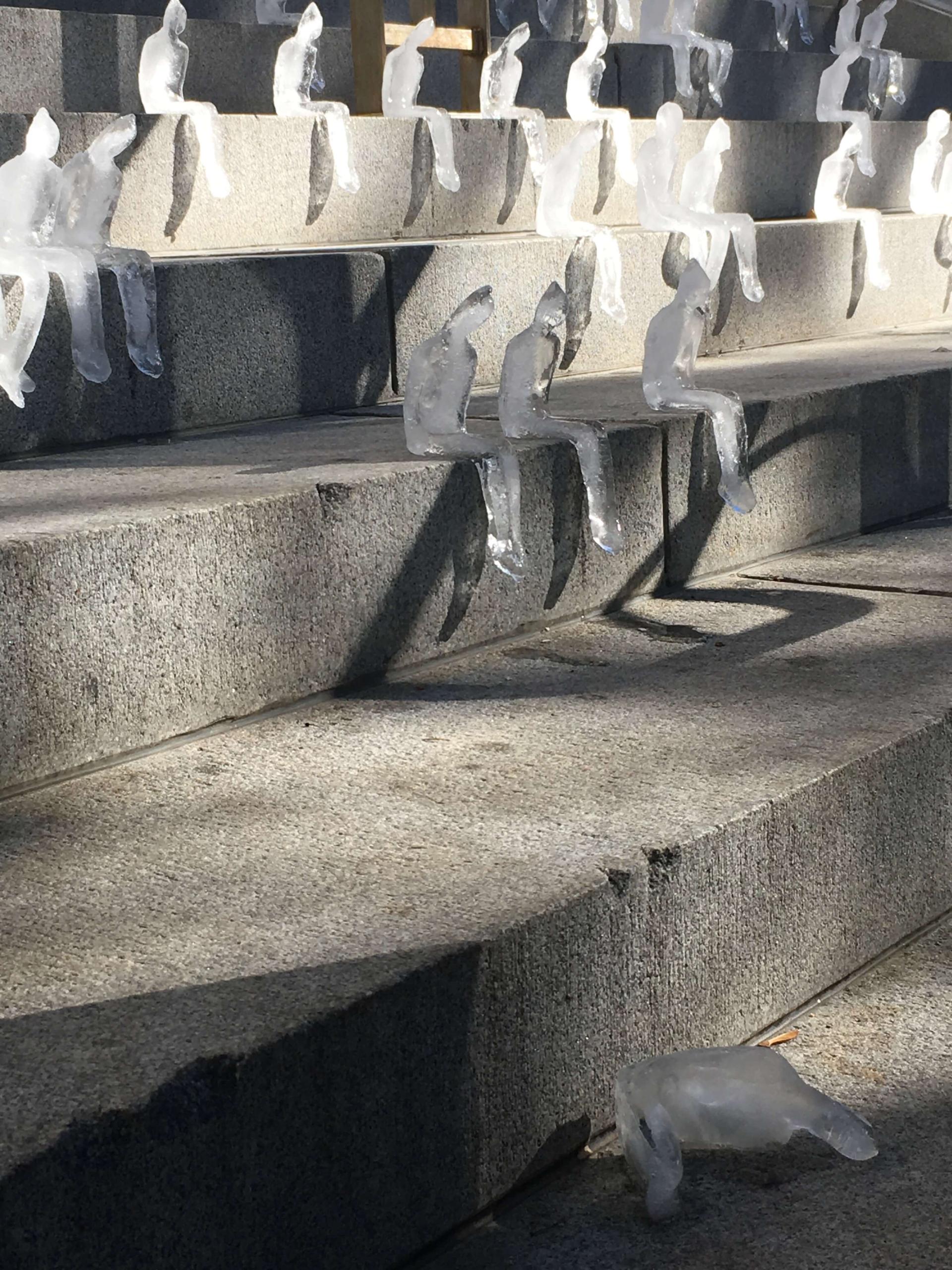 Ice sculpture