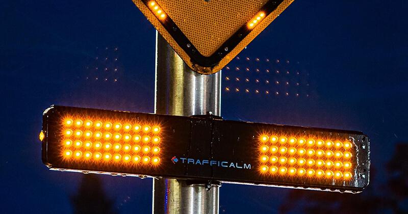 Rectangular Rapid Flashing Beacon