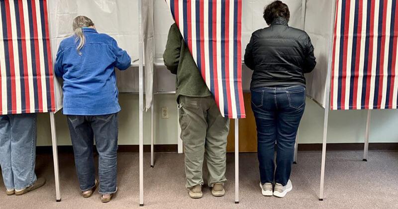 Voting booths in Vermont