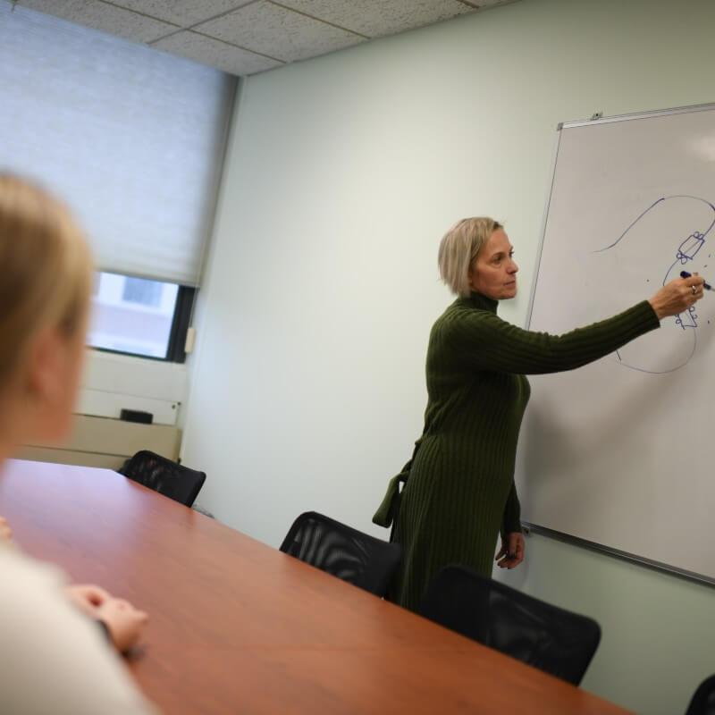 Jennifer Laurent teaches a graduate nursing class