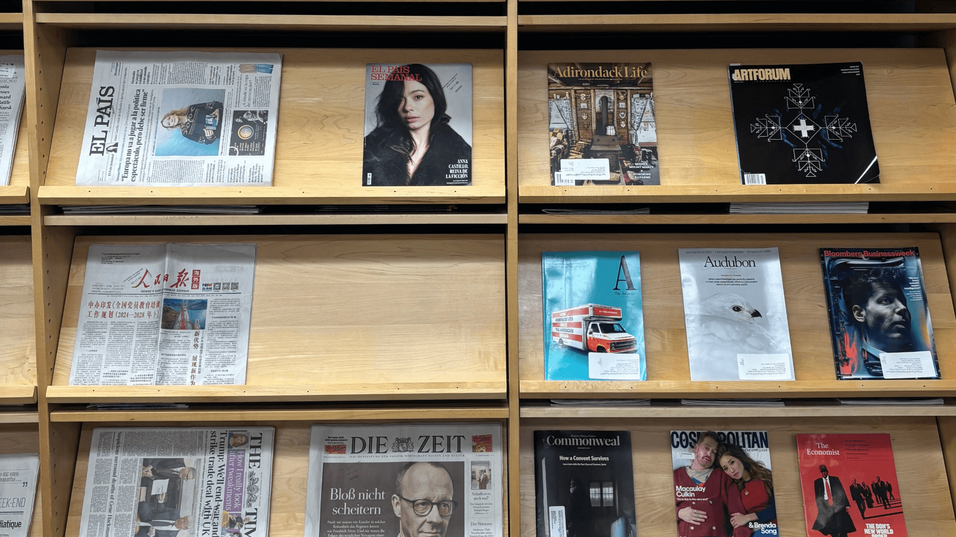 Magazines in shelving in Howe Library