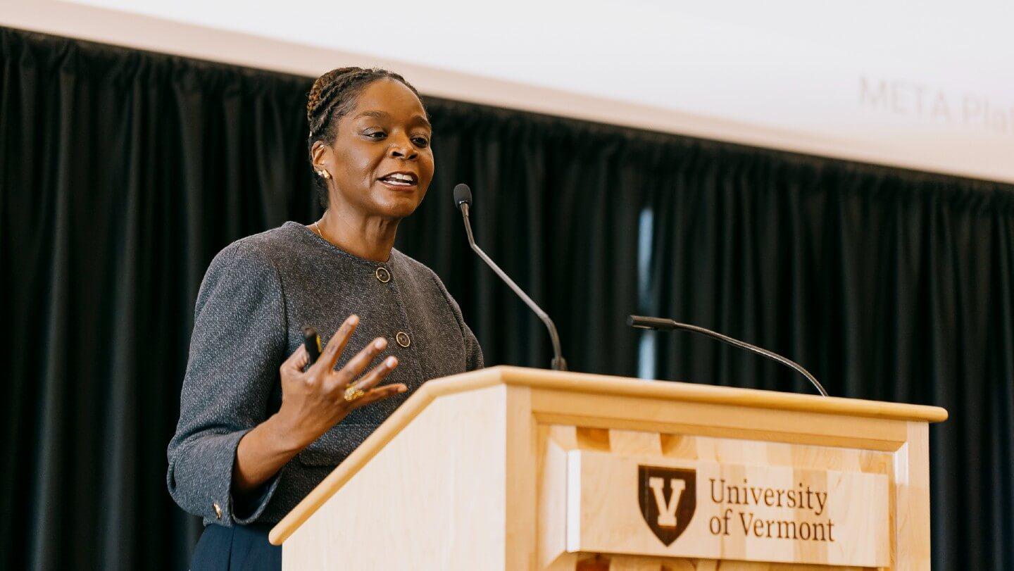 Leah Robinson speaks at the 2025 CNHS Zeigler Forum